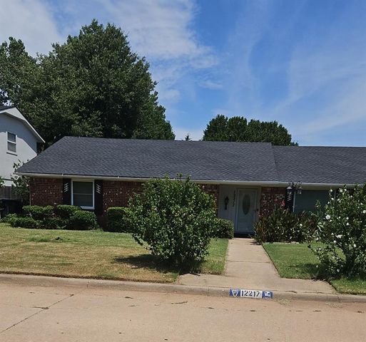 12217 Greystone Terrace, Oklahoma City, OK 73120