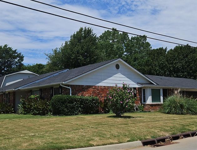 12217 Greystone Terrace, Oklahoma City, OK 73120