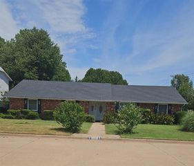 12217 Greystone Terrace, Oklahoma City, OK 73120