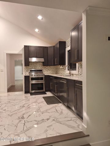 373 Pine Street, Eatontown, NJ 07724