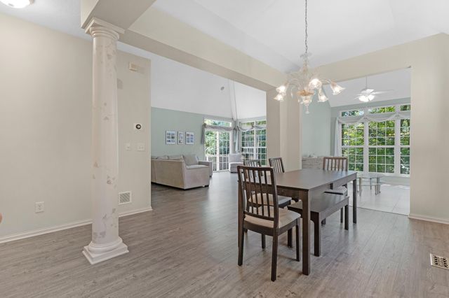 7346 Deer Valley Crossing, Powell, OH 43065