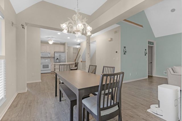 7346 Deer Valley Crossing, Powell, OH 43065
