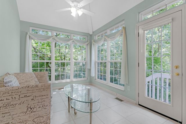 7346 Deer Valley Crossing, Powell, OH 43065