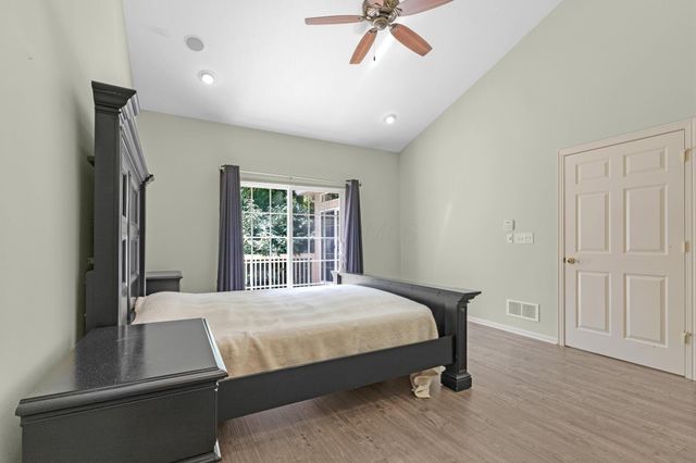 7346 Deer Valley Crossing, Powell, OH 43065
