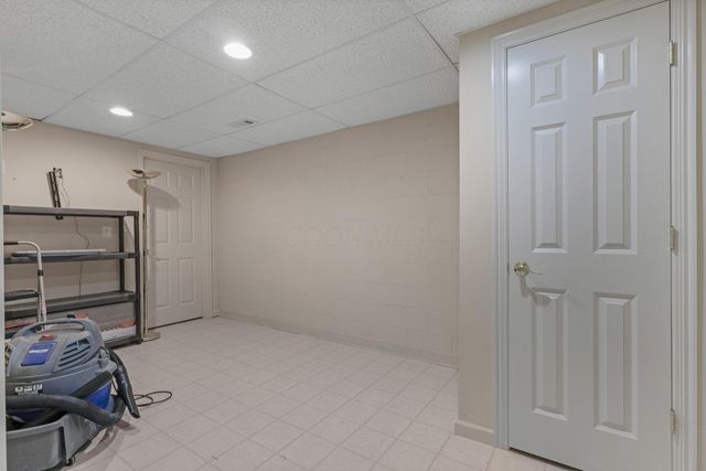 7346 Deer Valley Crossing, Powell, OH 43065