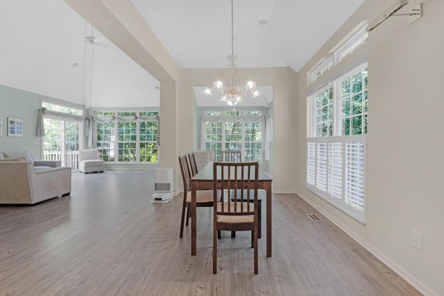 7346 Deer Valley Crossing, Powell, OH 43065