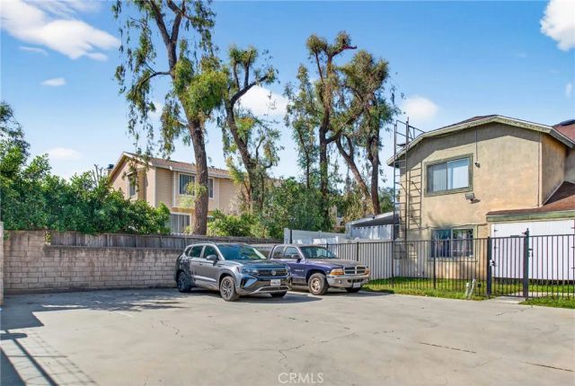 7046 De Celis Place 7, Lake Balboa, CA 91406