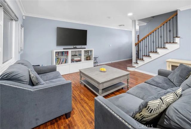 7046 De Celis Place 7, Lake Balboa, CA 91406