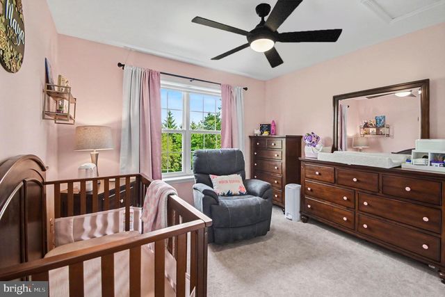 102 WATERCREST DR, Red Hill, PA 18076