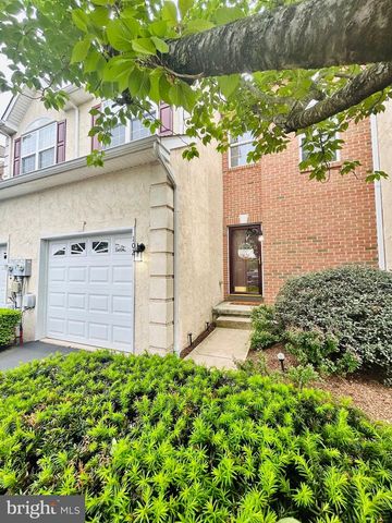 102 WATERCREST DR, Red Hill, PA 18076