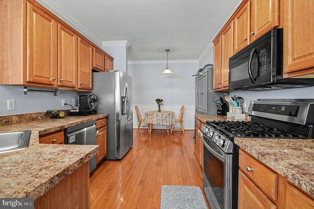 102 WATERCREST DR, Red Hill, PA 18076