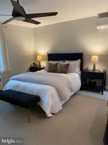 718 E UPSAL ST, Philadelphia, PA 19119
