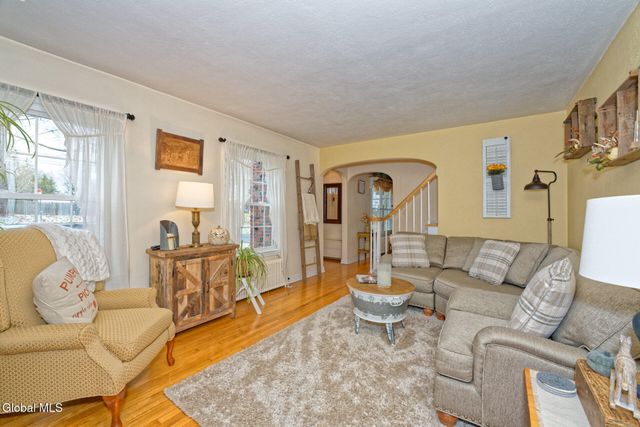 507 Brunswick Road, Brunswick, NY 12180