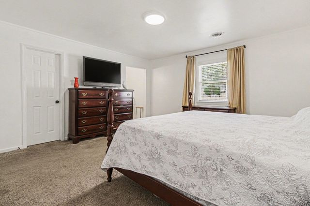 129 Brookgate Dr., Myrtle Beach, SC 29579