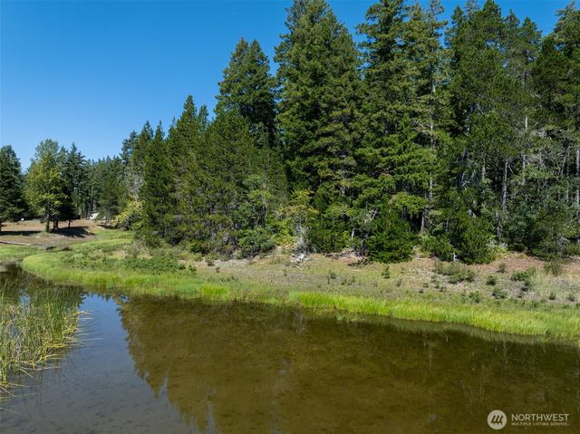 2531 W Hanks Lake Road, Shelton, WA 98584