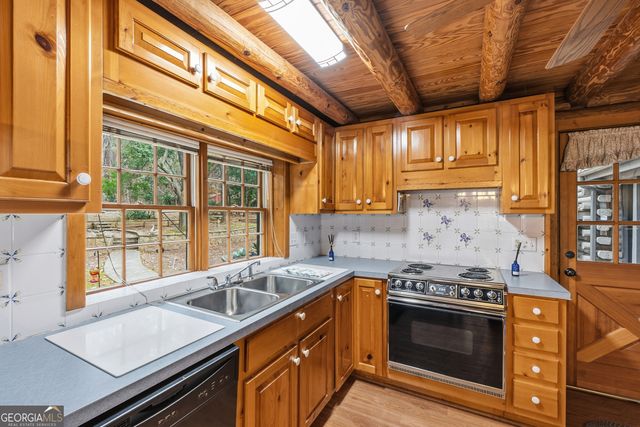 324 Blenny Run, Jackson, GA 30233