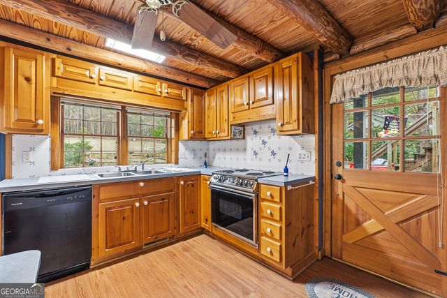 324 Blenny Run, Jackson, GA 30233