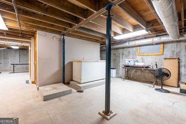 324 Blenny Run, Jackson, GA 30233