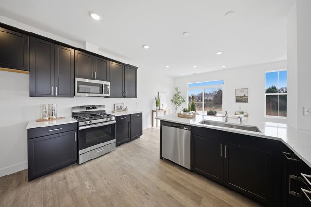 8551 Sperry Court, Woodridge, IL 60517