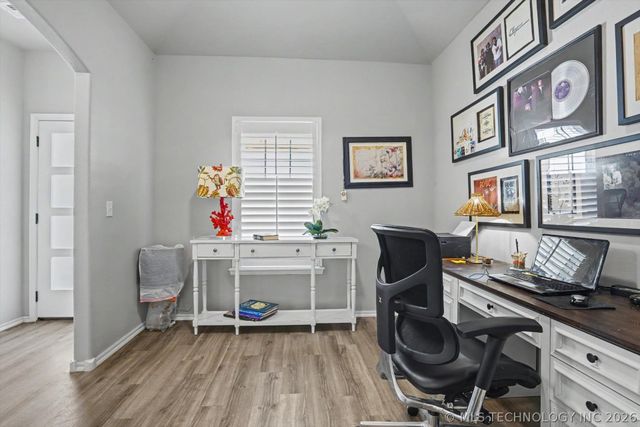 1926 W Imperial Street, Broken Arrow, OK 74011