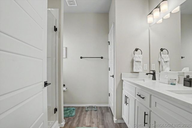 1926 W Imperial Street, Broken Arrow, OK 74011