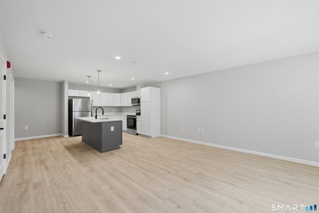 589 Bedford Street 207, Stamford, CT 06901