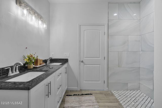 1843 Gardenias Court, Rio Rico, AZ 85648