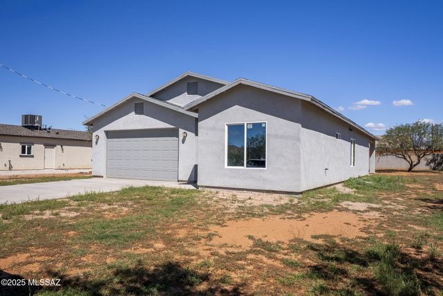 1843 Gardenias Court, Rio Rico, AZ 85648