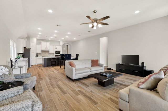 29619 Sterling Knoll Drive, Fulshear, TX 77441