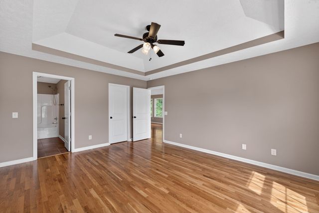 374 Douglas Ln, Lafayette, TN 37083