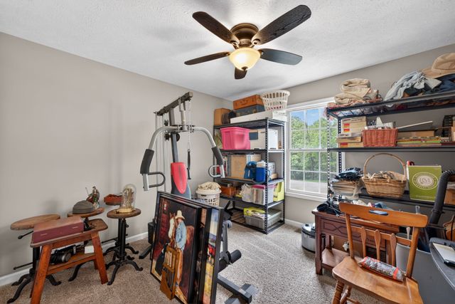 374 Douglas Ln, Lafayette, TN 37083