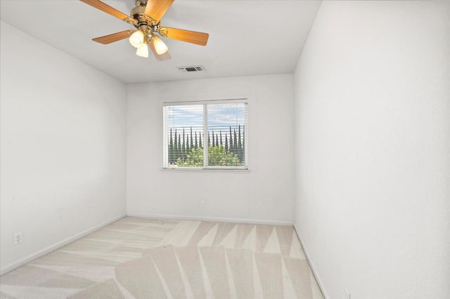 4025 Beyer Park Dr, Modesto, CA 95357