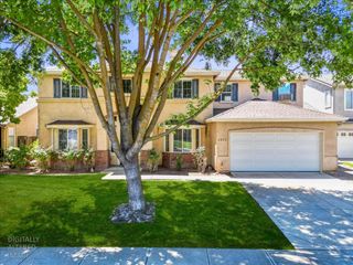 4025 Beyer Park Dr, Modesto, CA 95357