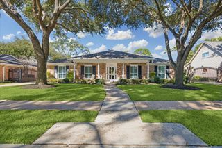7902 Windswept Lane, Houston, TX 77063