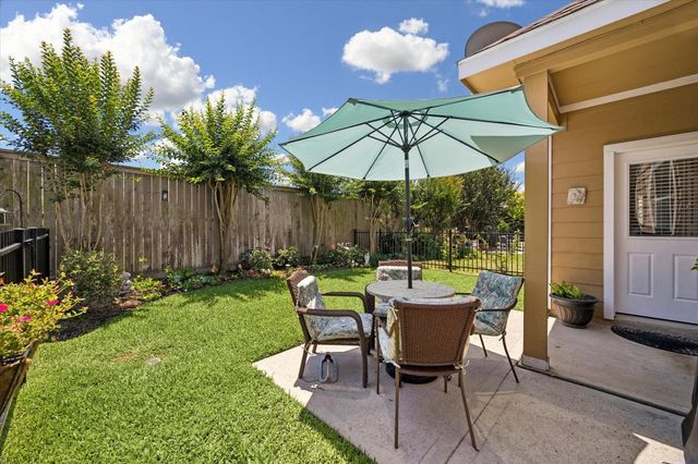 8433 Sunset Loch Drive, Spring, TX 77379