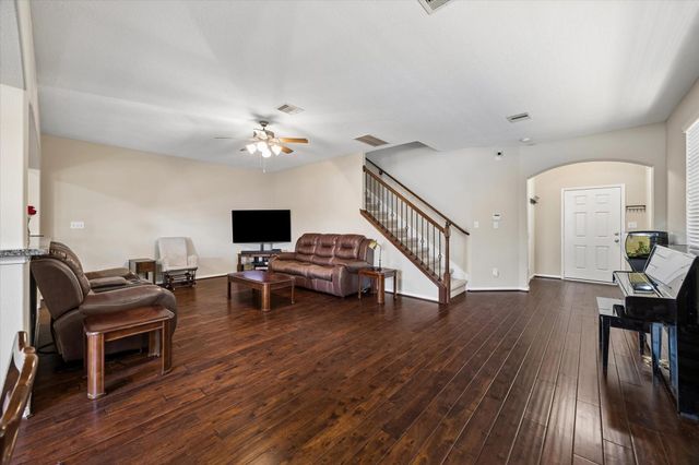 8433 Sunset Loch Drive, Spring, TX 77379