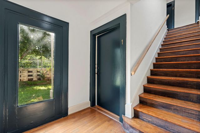 1516 Bonnie Brae Street 1, Houston, TX 77006