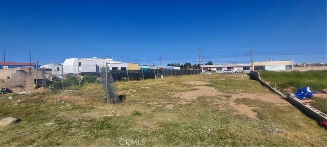 38267 6th E, Palmdale, CA 93550