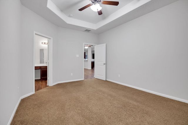 77 County Road 5102c, Cleveland, TX 77327