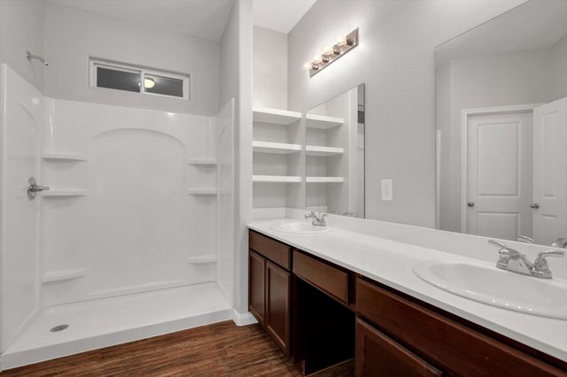 77 County Road 5102c, Cleveland, TX 77327