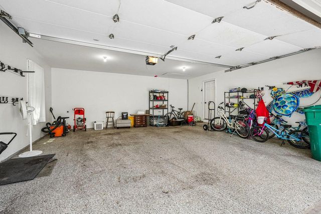 9945 N Valley Hill DRIVE, Mequon, WI 53092