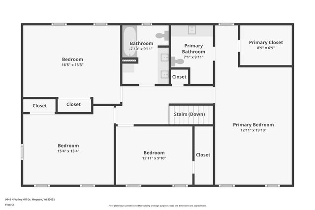 9945 N Valley Hill DRIVE, Mequon, WI 53092
