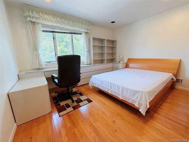 71-30 165th Street, Fresh Meadows, NY 11365