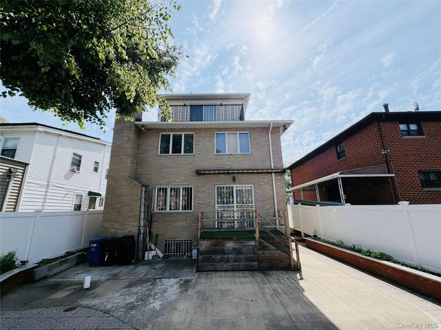 71-30 165th Street, Fresh Meadows, NY 11365