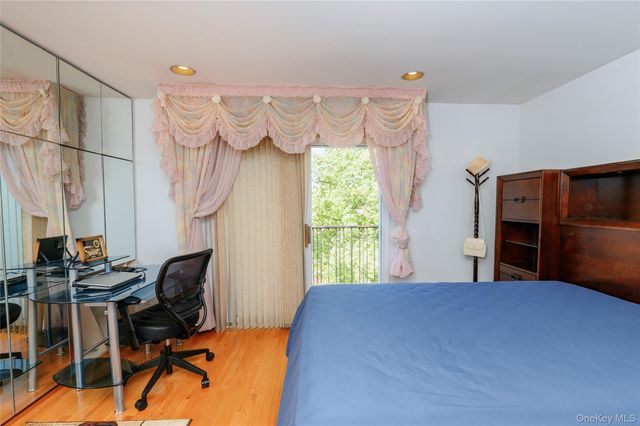 7130 165th Street, Fresh Meadows, NY 11365