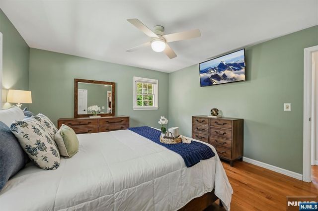 2 Hillview Place, Ramsey, NJ 07446