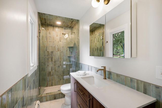 193 Ridgeview Drive, Wayzata, MN 55391