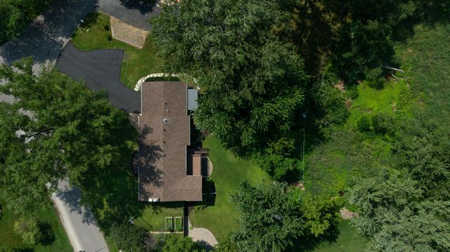 193 Ridgeview Drive, Wayzata, MN 55391