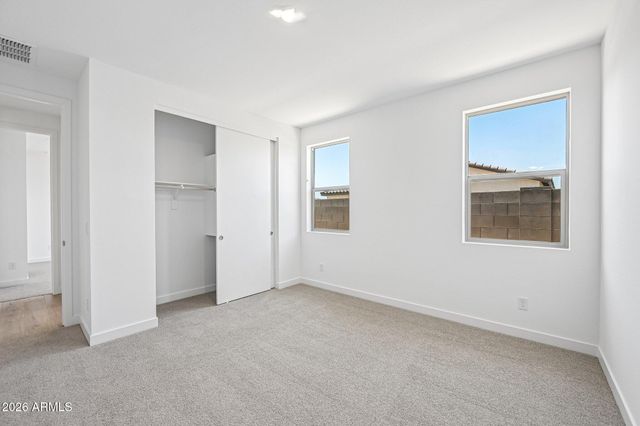 7950 W LOMA Lane, Peoria, AZ 85345