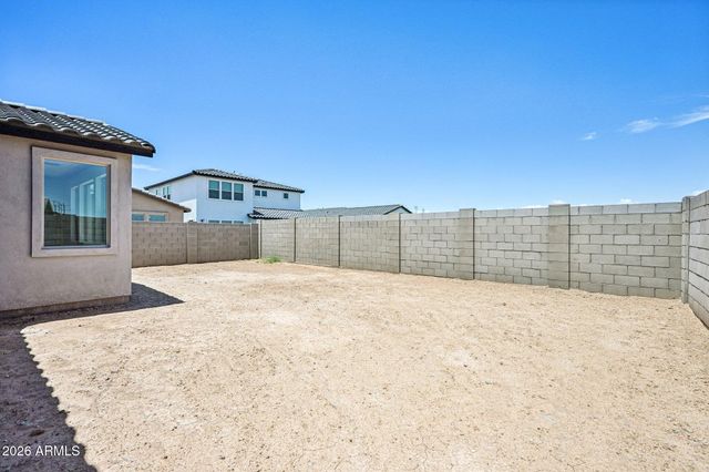 7950 W LOMA Lane, Peoria, AZ 85345